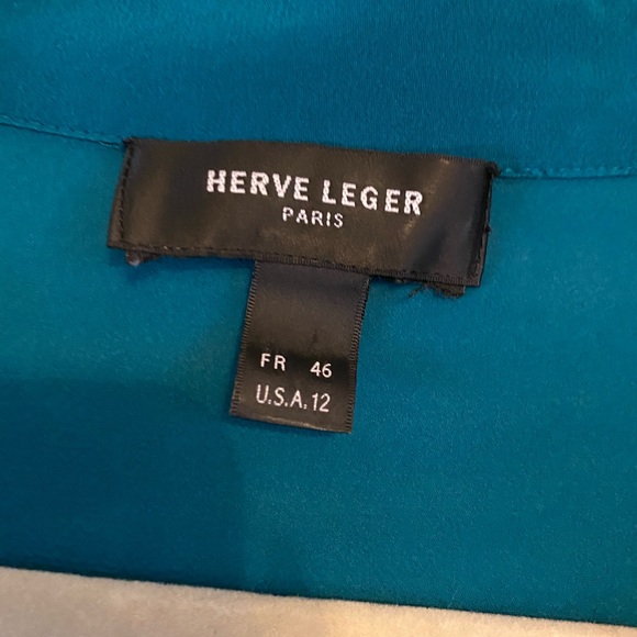 Herve Leger Paris Silk V Neck Ruffle Blouse Top Size 12 - Picture 3 of 5